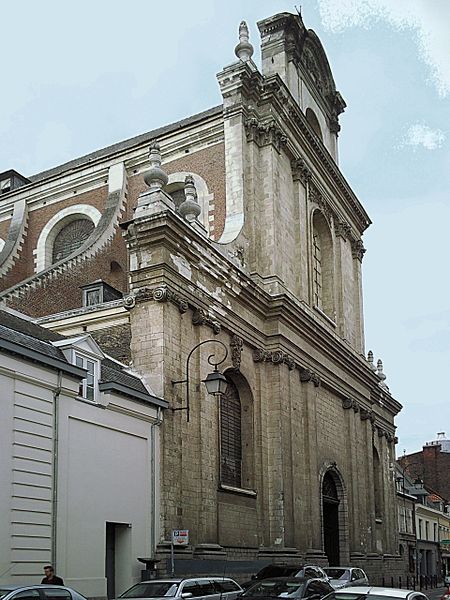 L'église Saint-Étienne de Lille (Nord) L'église Saint-Étienne de Lille (Nord)