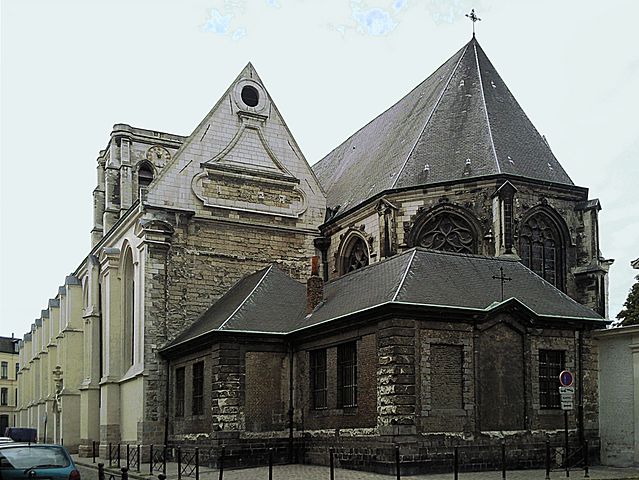 Vue arrière de l'église Sainte-Catherine à Lille (Nord) Vue arrière de l'église Sainte-Catherine à Lille (Nord)
